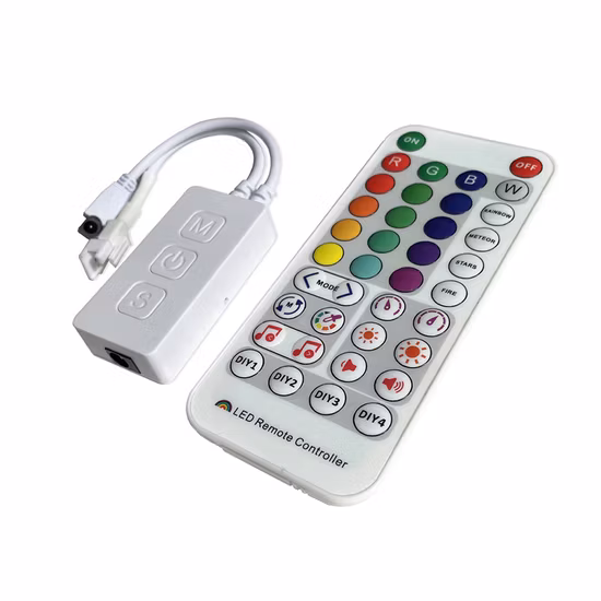 Striscia LED RGB 5050 DC5V Ws2812b indirizzabile individualmente e controller musicale Sp511e Kit di alimentazione Bluetooth doppia uscita EU Us UK Au