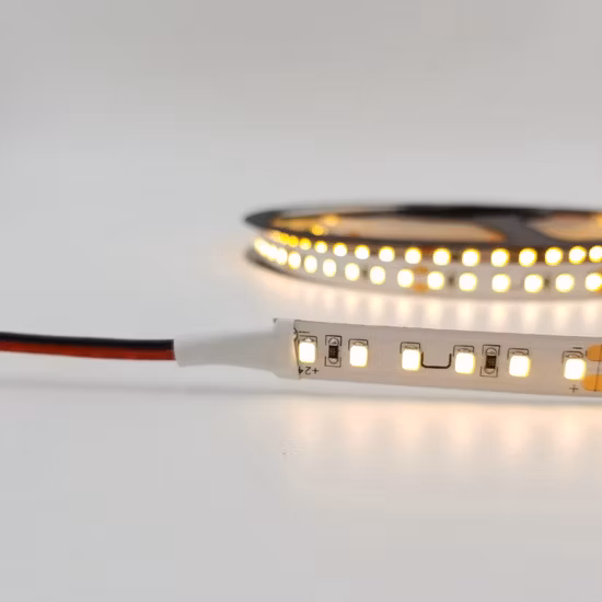Striscia LED flessibile 2835 120 LED 15 W/M ad alta luminosità