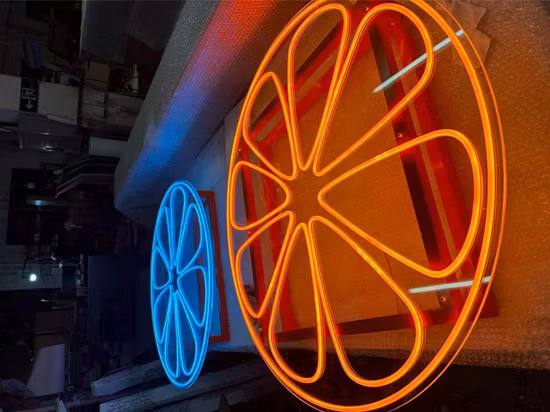 Insegna LED al neon Flex Design floreale Insegna LED a colori